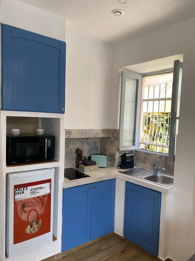 Apartmán Nuit A La Roquette, Arles