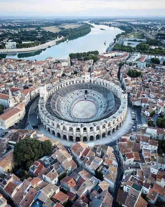 Apartmán Nuit A La Roquette, Arles